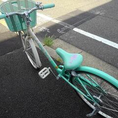 中古子供自転車３６１４　前後タイヤ新品！　２２インチ　６段ギヤ　LEDダイナモライト　 身長１２３㎝前後の画像
