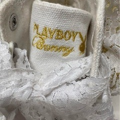プレイボーイスニーカーの画像