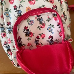 ♡美品♡ 
キャスキッドソン×Disneyコラボ　ミニーリュックの画像