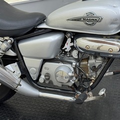 ホンダ マグナ50 AC13の画像