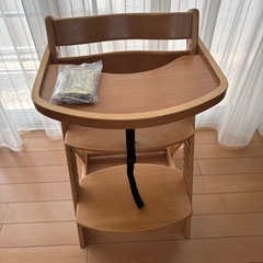 日本育児　ベビー　ハイチェア
の画像