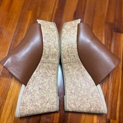 ヒールサンダル、サイズ約25cm、ヒール約10cmの画像