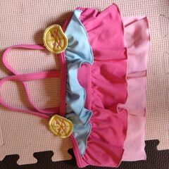 値下げ　女子用 水着4枚、バスタオルの画像