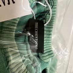 新品未使用トレチェントウノのニットの画像