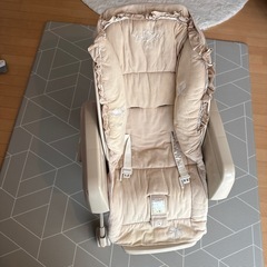 Combi　レベリーGX ベージュ 手動ハイローチェア