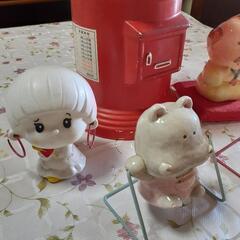 貯金箱の画像