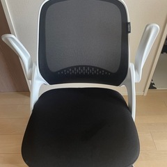 美品 デスクチェアの画像