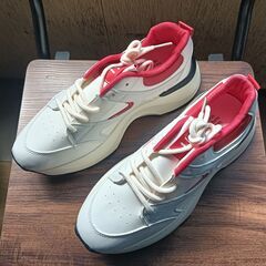 新品 24.5cm レディース スニーカー ホワイト 厚底 シュ...