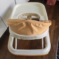 Combi: 歩行器 差し上げますの画像