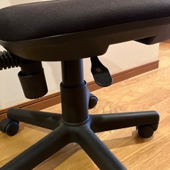 【取引中】オフィスチェア2脚　お譲りしますの画像