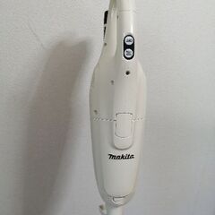 マキタ掃除機(本体のみ)の画像
