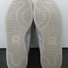 adidasスニーカー EARLHAM アディダススニーカーの画像