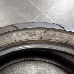 中古タイヤ　□　メッツラー METZELER SPORTEC M3　□　190/55ZR17 の画像