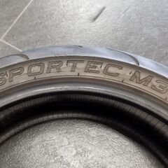 中古タイヤ　□　メッツラー METZELER SPORTEC M3　□　190/55ZR17 の画像