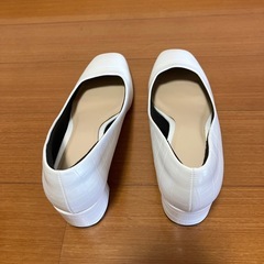 ほぼ新品パンプス24センチ
の画像