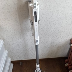 (お取引中)コードレス掃除機