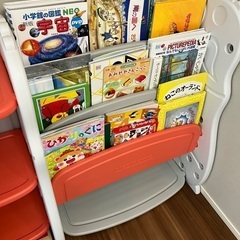 JTC 絵本棚の画像