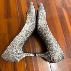 蛇柄パンプス、サイズ約23cm
の画像