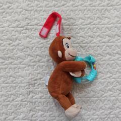 ぶら下げる　おさるのジョージの画像