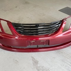 トヨタ　マークIIブリッド　フロントバンパー　赤