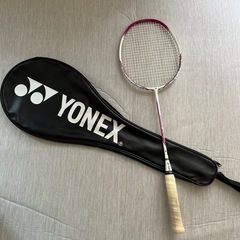 お話中 YONEX バトミントンラケット ケース付き ①