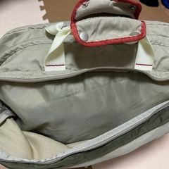 ベージュ　ボストンバックの画像