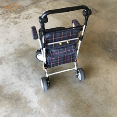 シルバーカーの画像