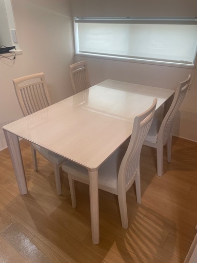 カリモクダイニングテーブル、椅子2点