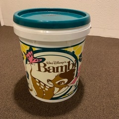 バンビ　おもちゃ缶