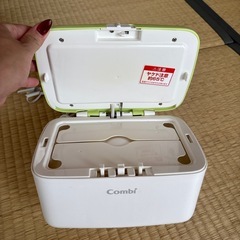 コンビ　おしり拭きウォーマーの画像