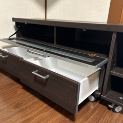 テレビ台の画像