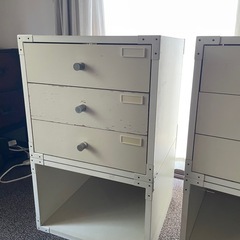 白　引き出し2台　サイドチェストの画像