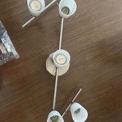 IKEA 5連ライト　照明　ジャンクの画像