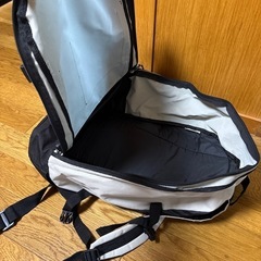 リュック　25Lくらい　腰ベルト付きの画像