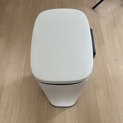 ゴミ箱　ダストボックスの画像