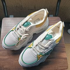 新品 24.5cm レディース スニーカー ホワイト 厚底 シュ...