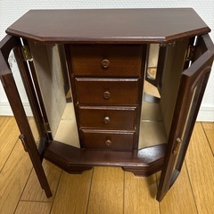 ジュエリーケースの画像