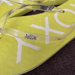 新品　ビーチサンダル　ロキシー　　の画像