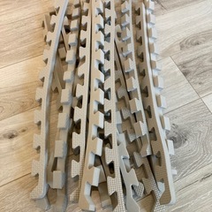 ジョイントマット グレー　59cmx59cm×厚み2cm、16枚の画像