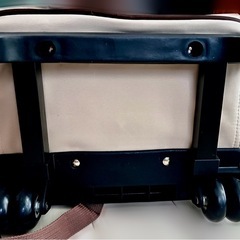 FILA キャリー付きリュック+キャリーポーチ（ベージュ）　即決で100円！の画像