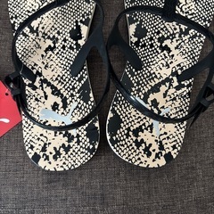 新品　プーマ　ビーチサンダル　サイズ25の画像