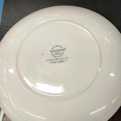 0629-075 WEDGWOOD ピーターラビット1994 お皿　ㇲの画像