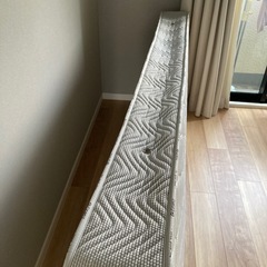 セミシングルのベッドマットレスの画像