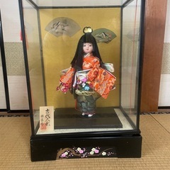 節句　女の子　日本人形