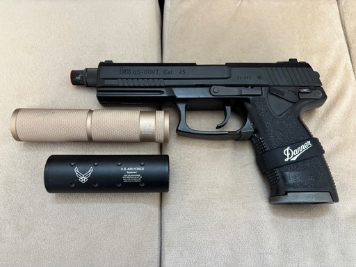 東京マルイ　SOCOM MK23 ［ロングバレルカスタム］サプレッサー付き