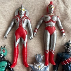ウルトラマン　仮面ライダー　ソフビセットの画像