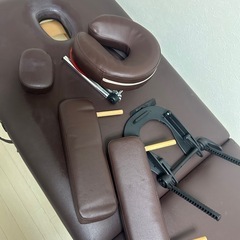 持ち運び可　折りたたみ施術ベッドの画像