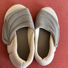 室内介護シューズの画像