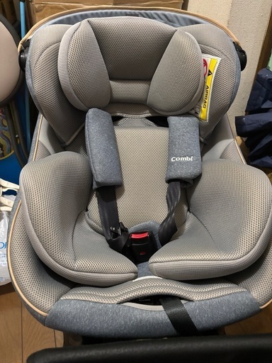 【決まりました】combi クルムーヴスマート チャイルドシート cg-uig