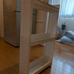 キャスター付き　収納　棚の画像
